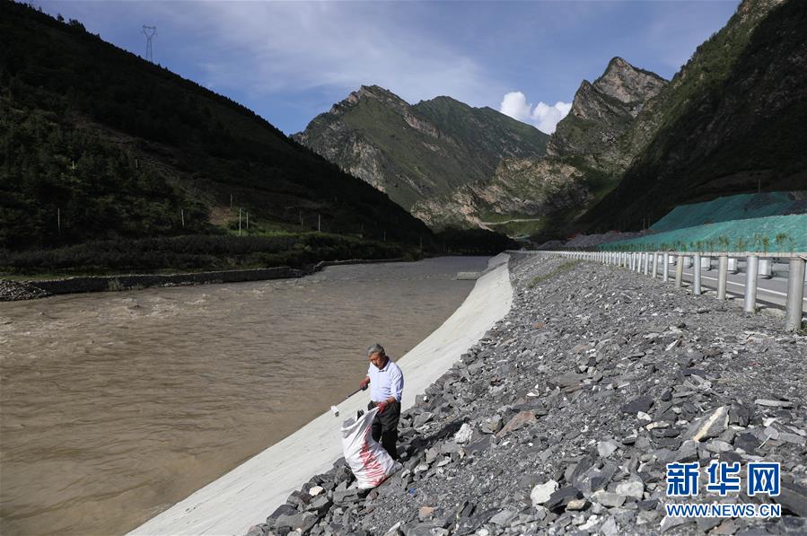 A major airline announced it will increase flights to popular vacation destinations during the summer months