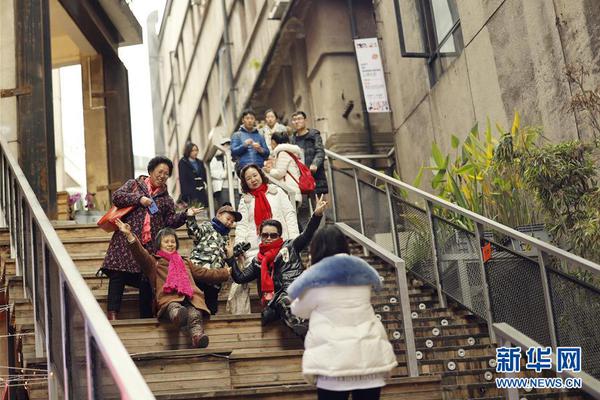 Doctors reported a decrease in smoking rates among young adults