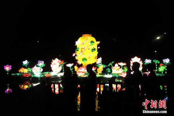 A severe thunderstorm hit the city causing damage to trees and power lines and delaying airport flights