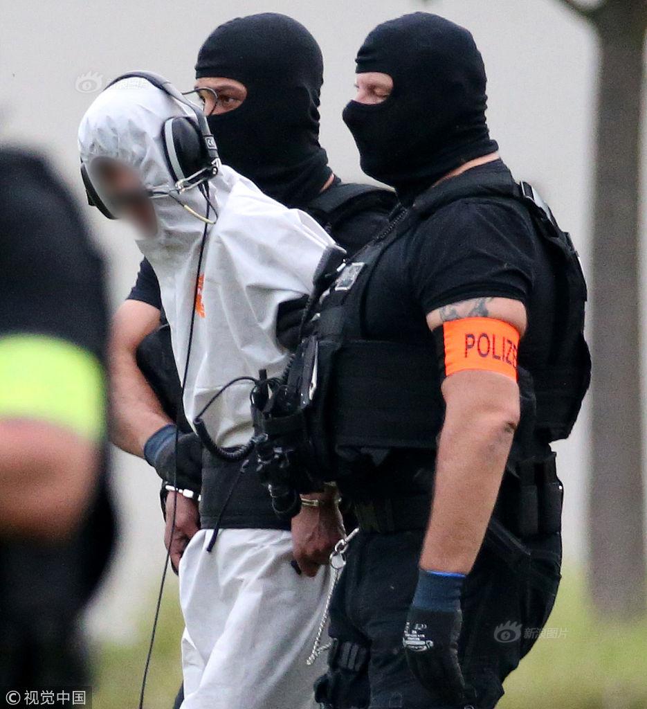 Research indicates that early reading programs reduce literacy gaps in preschoolers