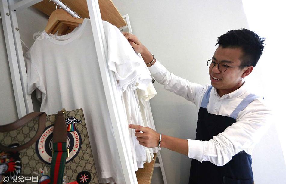 Paramedics receive new equipment to improve emergency response times