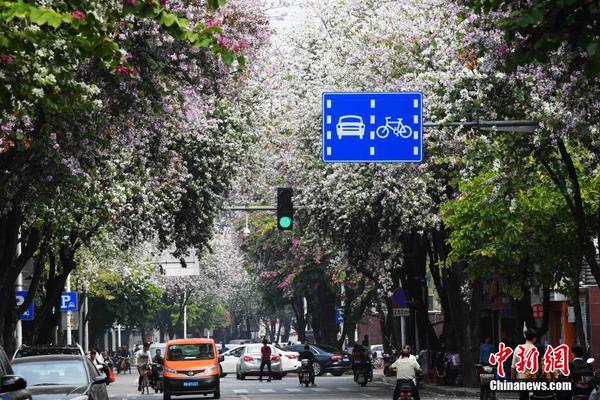 Local businesses participated in a “small business Saturday” event to boost local economy