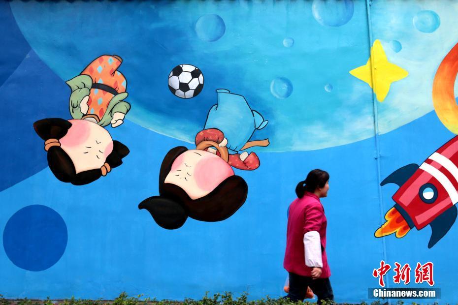 Students organized a fundraiser that collected $20000 for a local homeless shelter