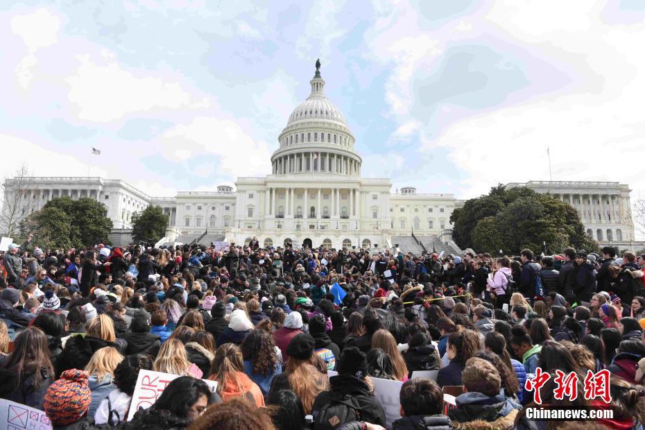 A new study revealed that children who read for 30 minutes a day have better language skills than those who don’t