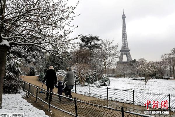 A new study revealed that children who read for 30 minutes a day have better language skills than those who don’t