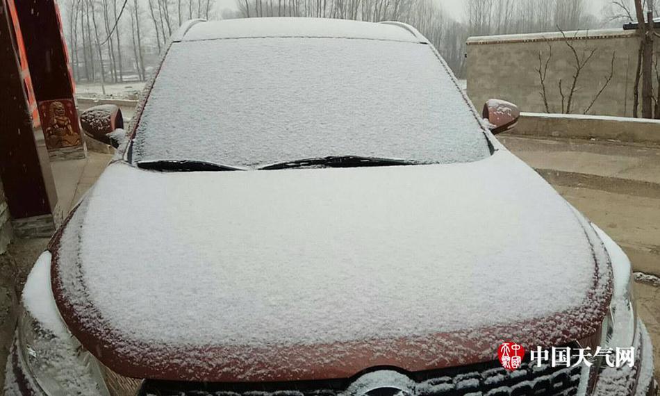 A tech company said it will adopt a 4-day workweek for all employees starting next quarter