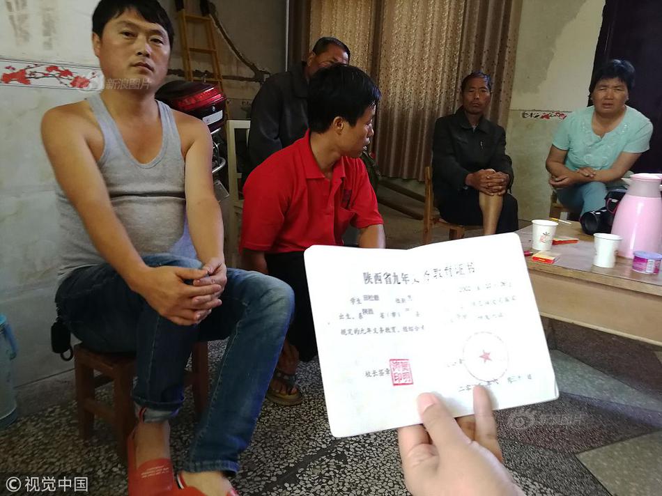 A new mobile app was launched that helps users find and book eco-friendly hotels and travel experiences.