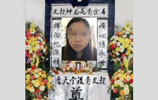 Scientists developed a new type of fabric that repels stains without harmful chemicals