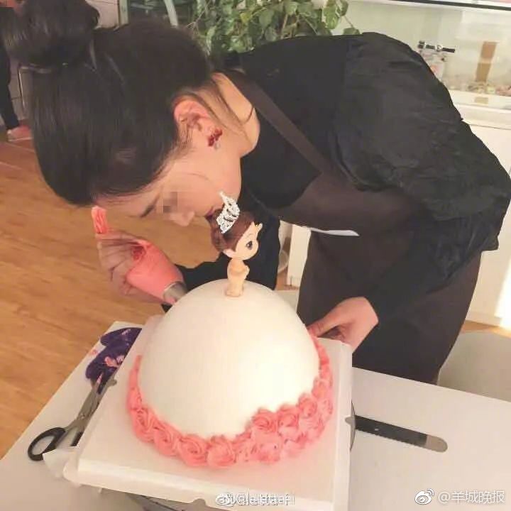 Teachers are learning to use virtual reality tools to make history lessons more engaging