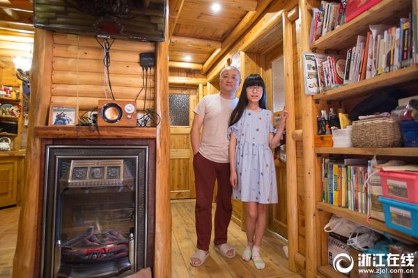 A local farmers’ market started selling homemade jams and preserves made from local fruits