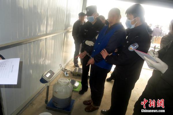 Ice cream shop makes homemade ice cream with local dairy