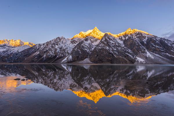 A severe hurricane made landfall on the southeastern coast, bringing strong winds and heavy rain to the area.