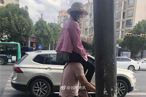 A heavy rainstorm caused a landslide that blocked a major highway for several hours