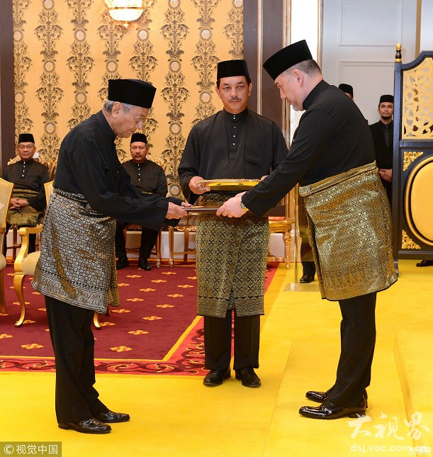 A study showed that practicing tai chi improves balance and reduces fall risk in seniors