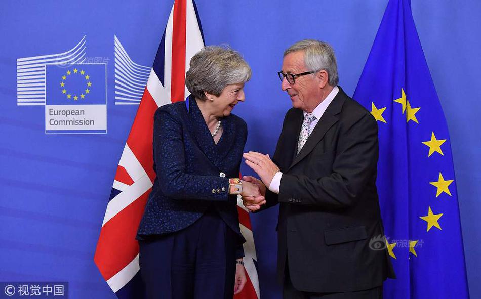 A software company partnered with a hospital to develop a new app for patient appointment scheduling