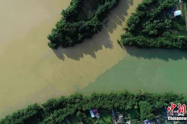 Heavy rain caused a river to overflow its banks flooding nearby farmland