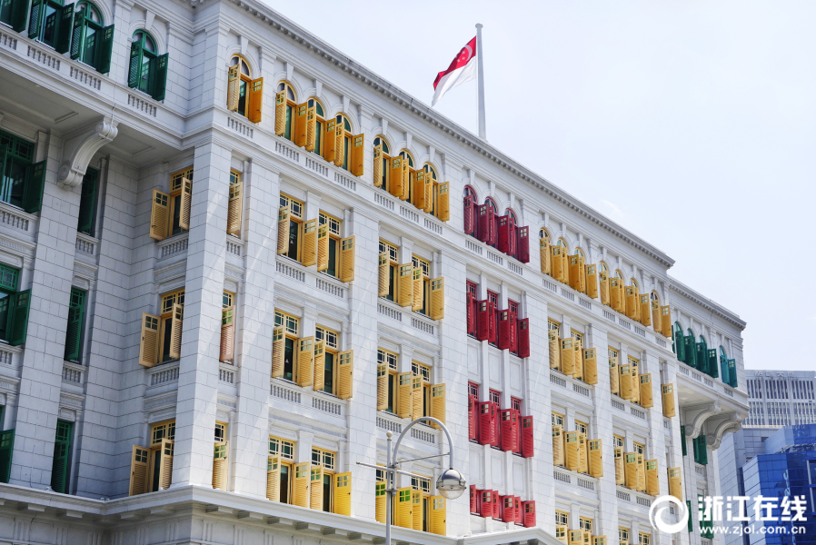 The government launched a new initiative to promote digital literacy among elderly citizens, offering free online courses.