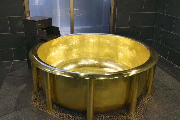 Lifeguards teach water safety classes at public beaches