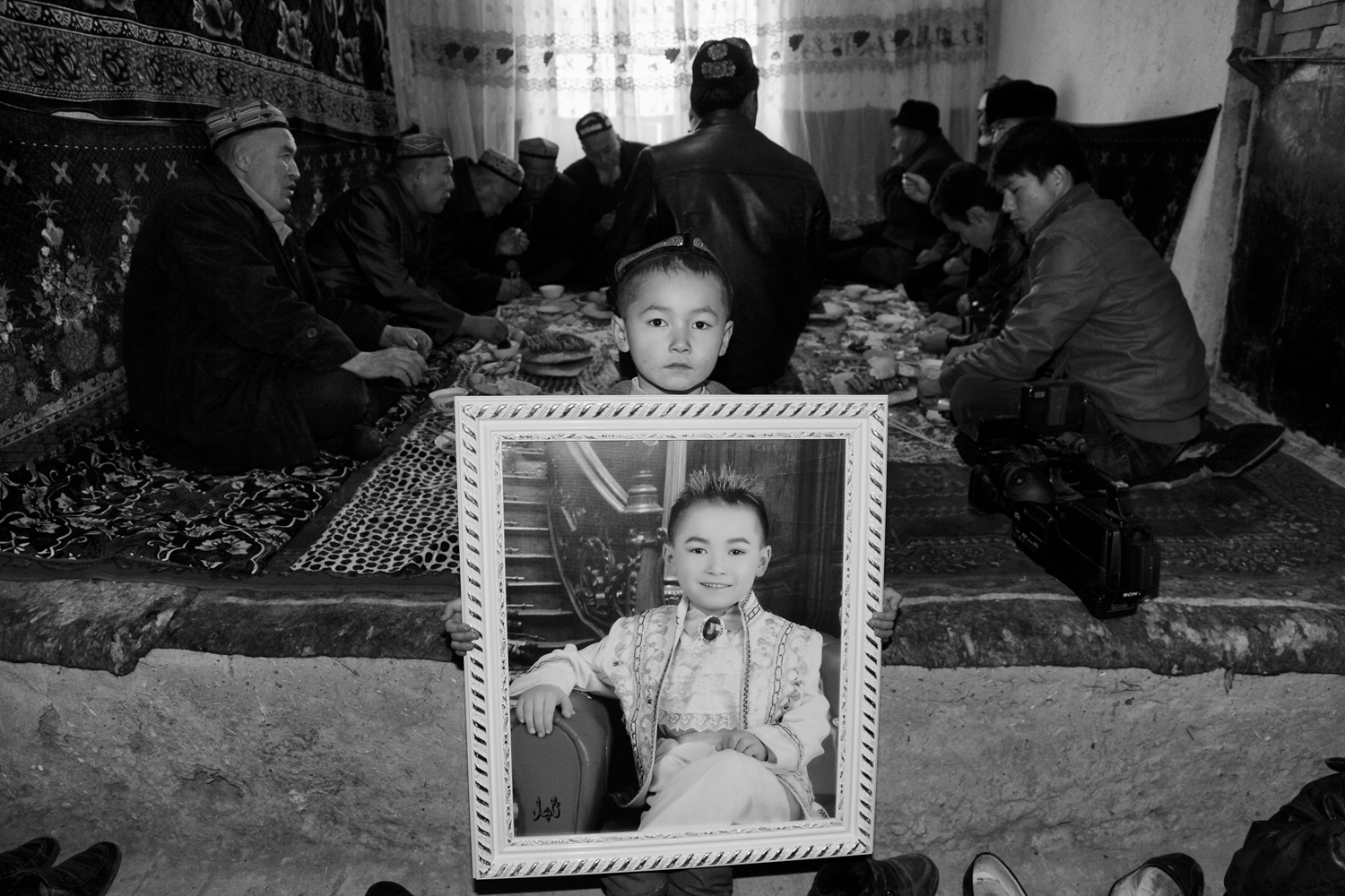 Local businesses hosted a craft fair where artisans sold handmade jewelry and pottery