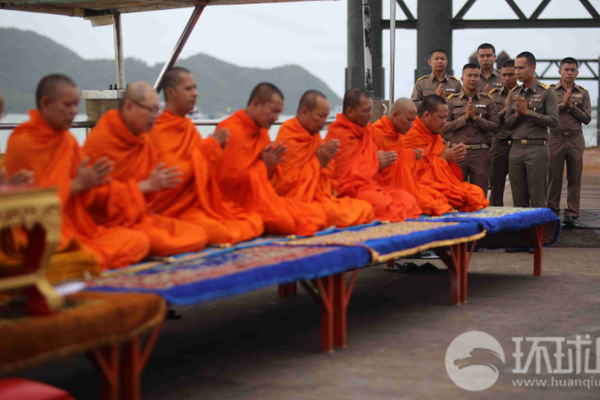 The city introduced new traffic rules to reduce accidents on busy roads