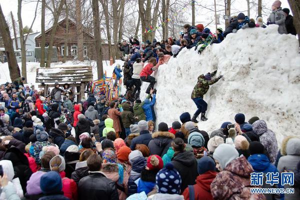 Local authorities announced a ban on single-use plastic bags in all retail stores starting next month