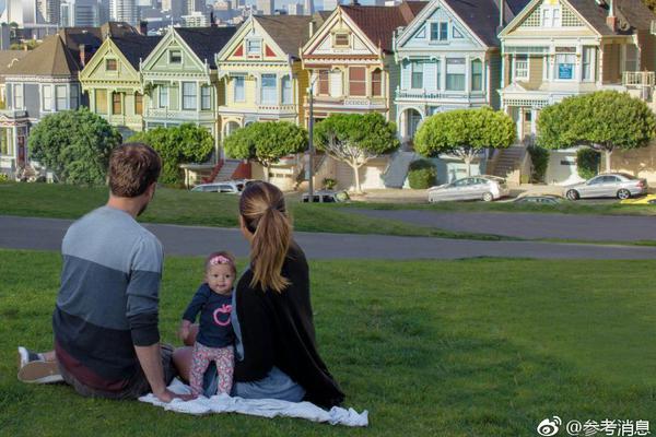 A local bookstore started a program to donate books to prisons