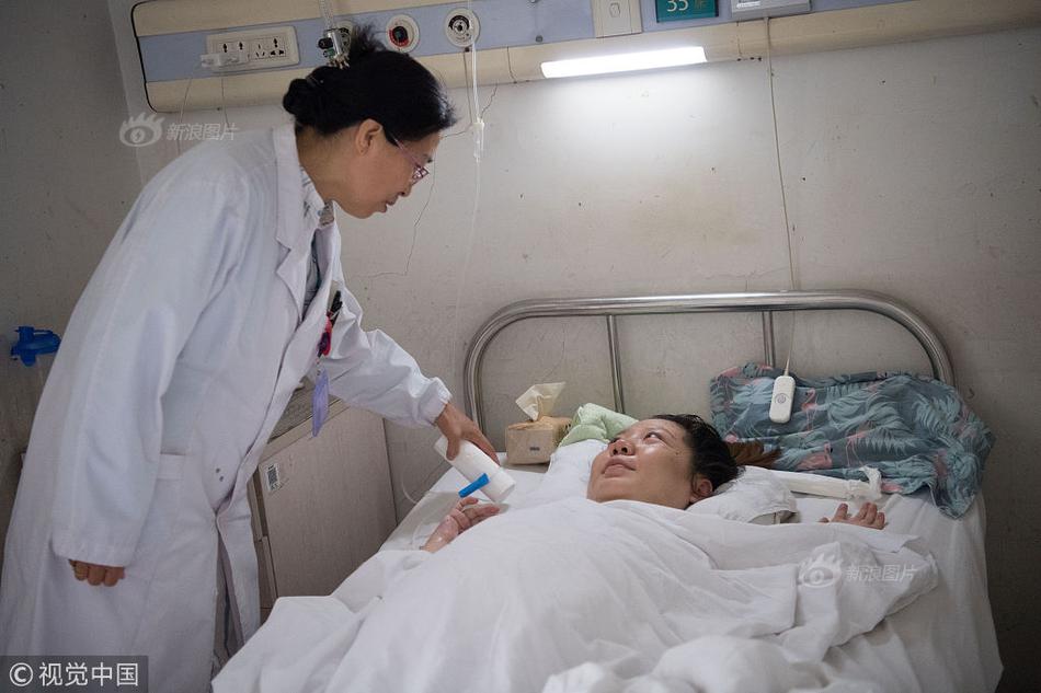 The community center offered free cooking classes focused on healthy, low-cost meals