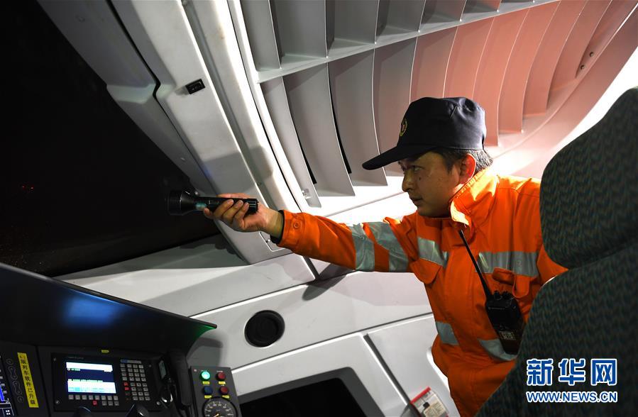 A gym added an indoor pool