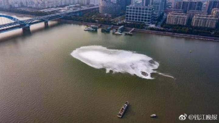 Weather forecasters warned of coastal flooding