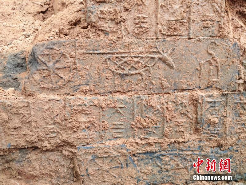 Major retailers announced plans to extend holiday sales to meet high consumer demand