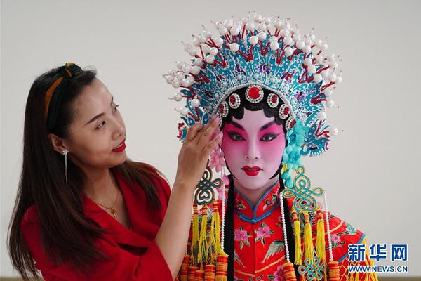 A photographer won a national award for a series of photos highlighting the impact of climate change on small towns