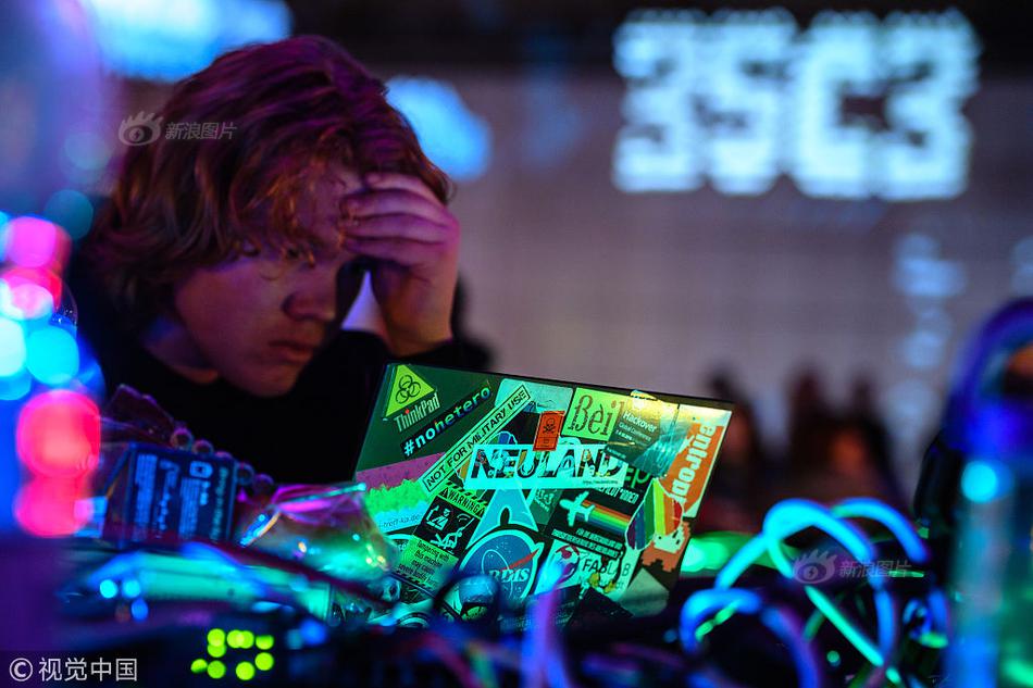 A study published in a medical journal found that drinking green tea regularly improves skin health by reducing inflammation