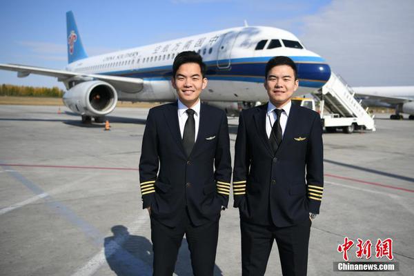 A smartphone manufacturer announced a new model with a foldable screen and 5G connectivity